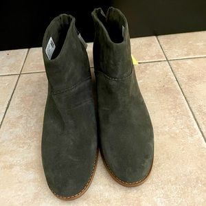 Brand new Toms Booties
